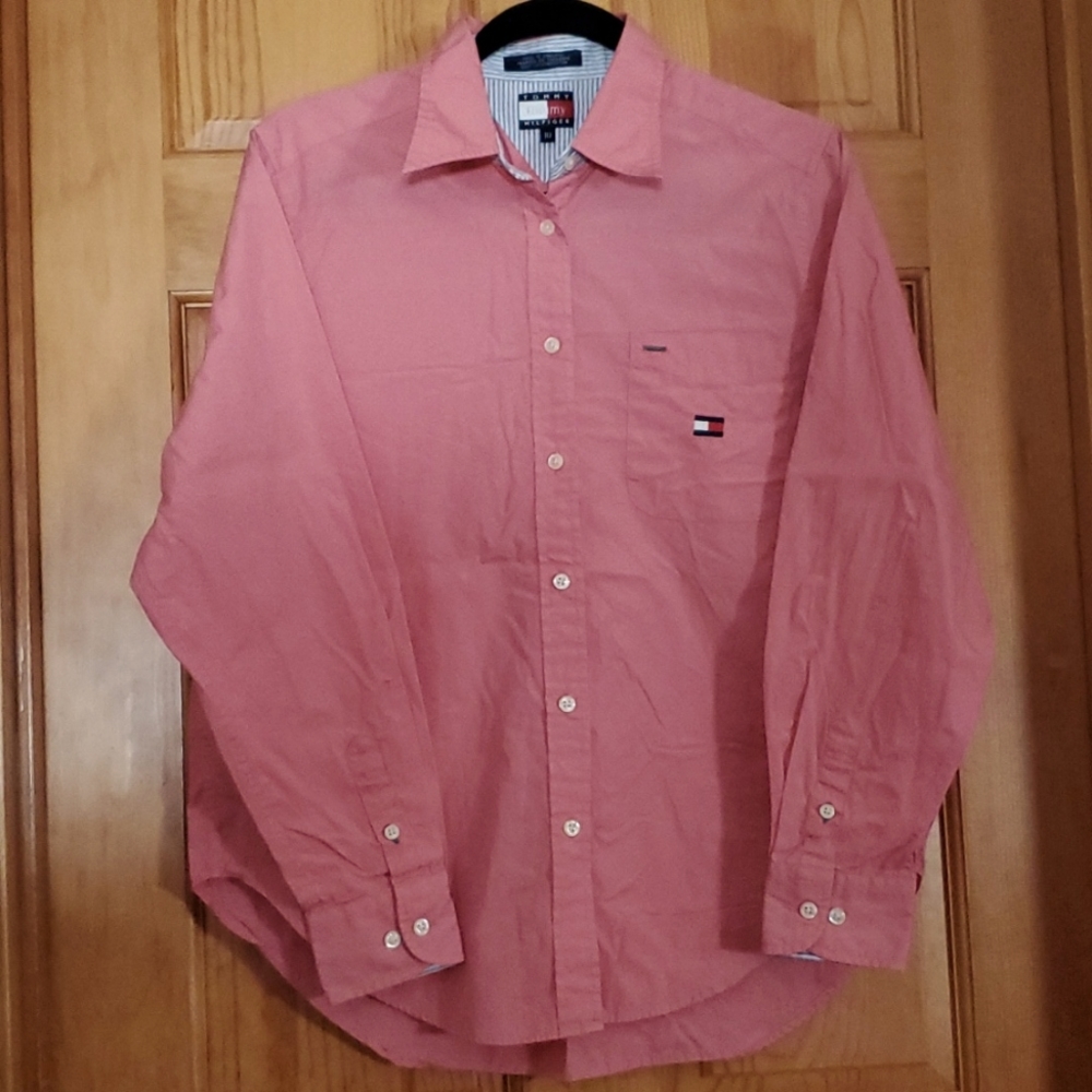 Woman's Tommy Hilfiger Pink Blouse Size 10 Fitted